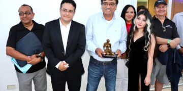 Presidente municipal Oscar Leggs Castro asistió a la quinta edición del Festival Náutico Navideño “Mar y Christmas”