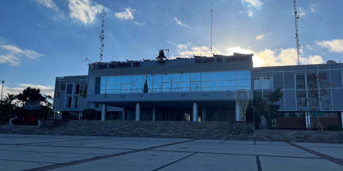 Iniciarán Trabajadores de Gobierno del Estado Periodo Vacacional; permanecen guardias y atención a usuarios