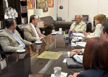 Recibe gobernador VCC, visita de cortesía de Embajador de Guatemala
