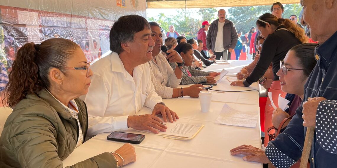 Leggs Castro refrendó el compromiso del Gobierno Municipal de privilegiar el trabajo institucional de forma cercana a la población