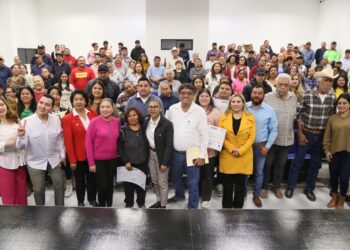 “Existe un precedente que distingue a la XIV Administración Municipal de otros Gobierno al destinar recursos y esfuerzos a las zonas marginadas para atender a quien más lo requiere”: Oscar Leggs