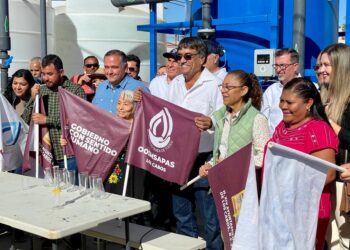 Oscar Leggs Castro encabezó el banderazo y puesta en marcha de la nueva potabilizadora Juárez de 15 litros por segundo de agua potable para beneficio directo de 18 mil 862 habitantes en la zona Centro de Cabo San Lucas
