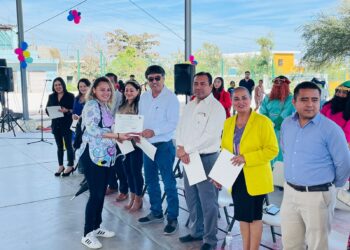Alcalde Oscar Leggs, impulsa la economía familiar de 366 personas de Vista Hermosa