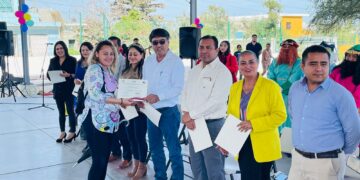 Alcalde Oscar Leggs, impulsa la economía familiar de 366 personas de Vista Hermosa