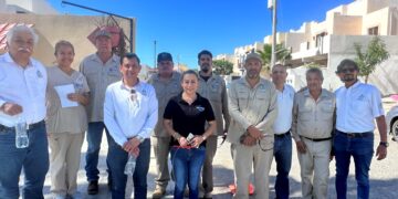 En atención a vecinos de Miramar y Privada Perla, OOMSAPAS Los Cabos realiza operativo