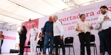 Nacionaliza Presidente AMLO, Exportadora de Sal de Guerrero Negro