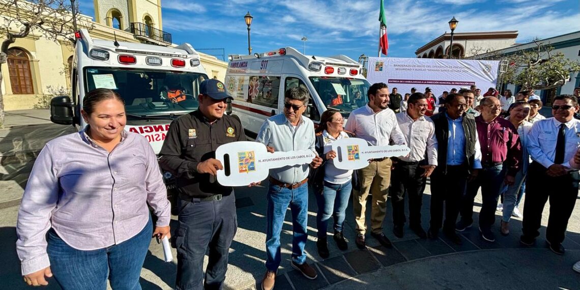 Entregan 5 ambulancias nuevas y arranca Operativo Semana Santa Segura 2024