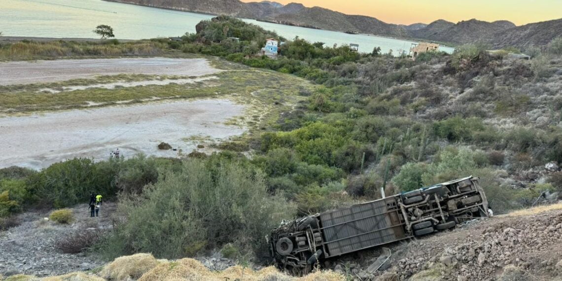 Coordina Mesa de Seguridad, evacuación y traslado de lesionados en accidente carretero en el municipio de Loreto