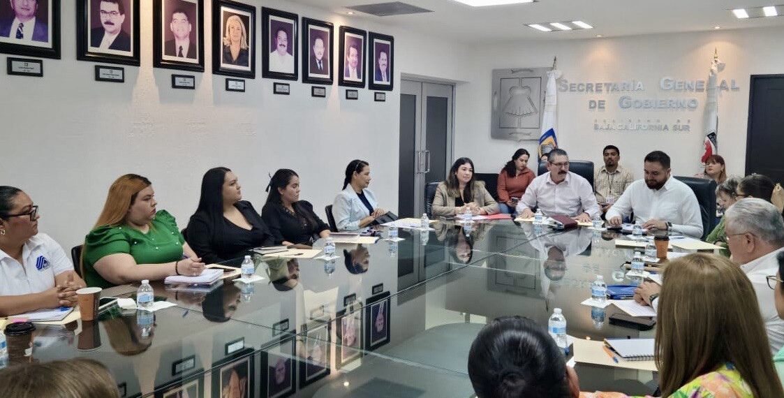 Sesiona Grupo Estatal Para Prevenir Embarazos en Adolescentes