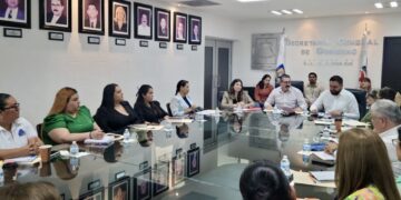 Sesiona Grupo Estatal Para Prevenir Embarazos en Adolescentes