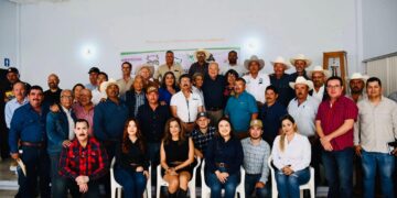 Asiste Gobernador a la Asamblea de la Unión Ganadera Regional de BCS