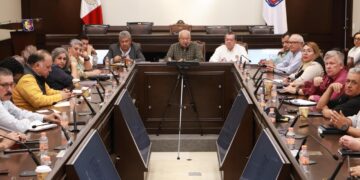 Acuerda Gobierno del Estado, Mejoras Salariales y Prestaciones para Sindicalizados