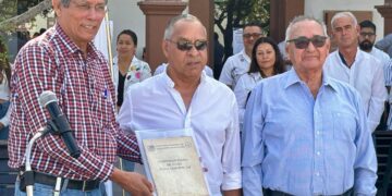 Ayuntamiento de Los Cabos, Recibe en Custodia, un Ejemplar Original  de la Primera Constitución Política del Estado de Baja California Sur