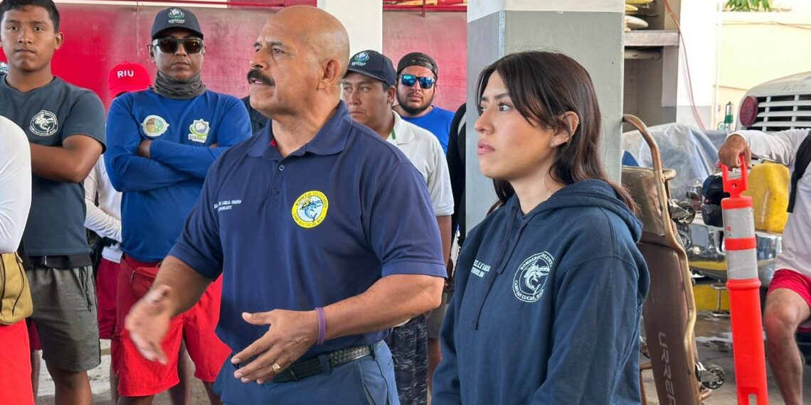 Participan 150 personas en Seminario de Rescate Acuático, Organizado por H. Cuerpo de Bomberos de CSL