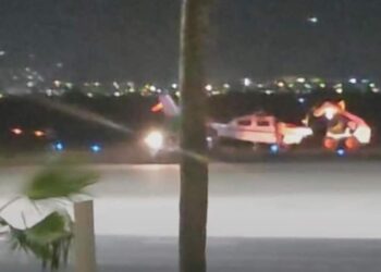 Ileso, el Gobernador de BCS, tras incidente de avioneta en  Aeropuerto de La Paz; Desperfecto Mecánico en el Tren de Aterrizaje