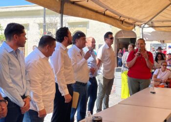 Alcalde Oscar Leggs y el Tesorero,  Acuerdan Regularizar Pagos  pendientes, de Créditos Fovissste y en los de corto plazo