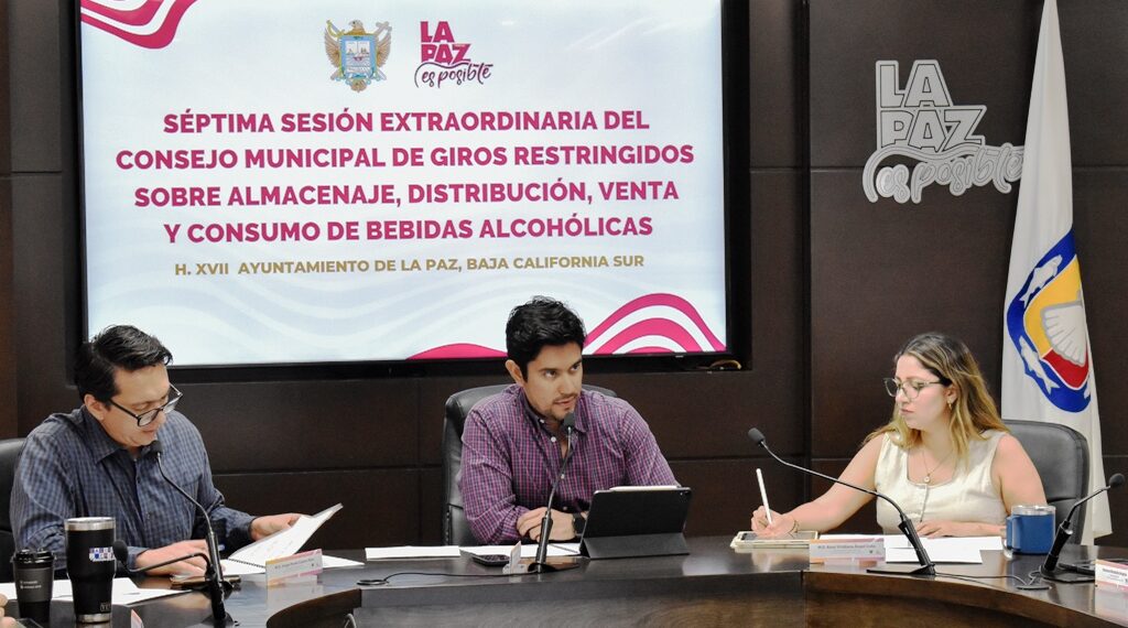 Avanza regularización del padrón de giros restringidos en La Paz