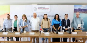 Celebra Milena Quiroga conexión aeronáutica con Los Ángeles