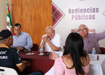 Encabeza Víctor Castro Cosío Segunda Jornada de Audiencias Públicas