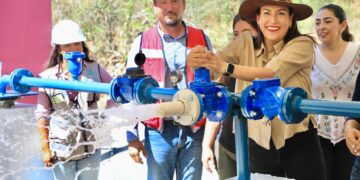 Inaugura Milena Quiroga nuevo pozo de agua en El Triunfo