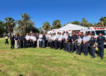 Grupo Questro entrega donativo de tres unidades prehospitalarias al Departamento de Bomberos de San José del Cabo
