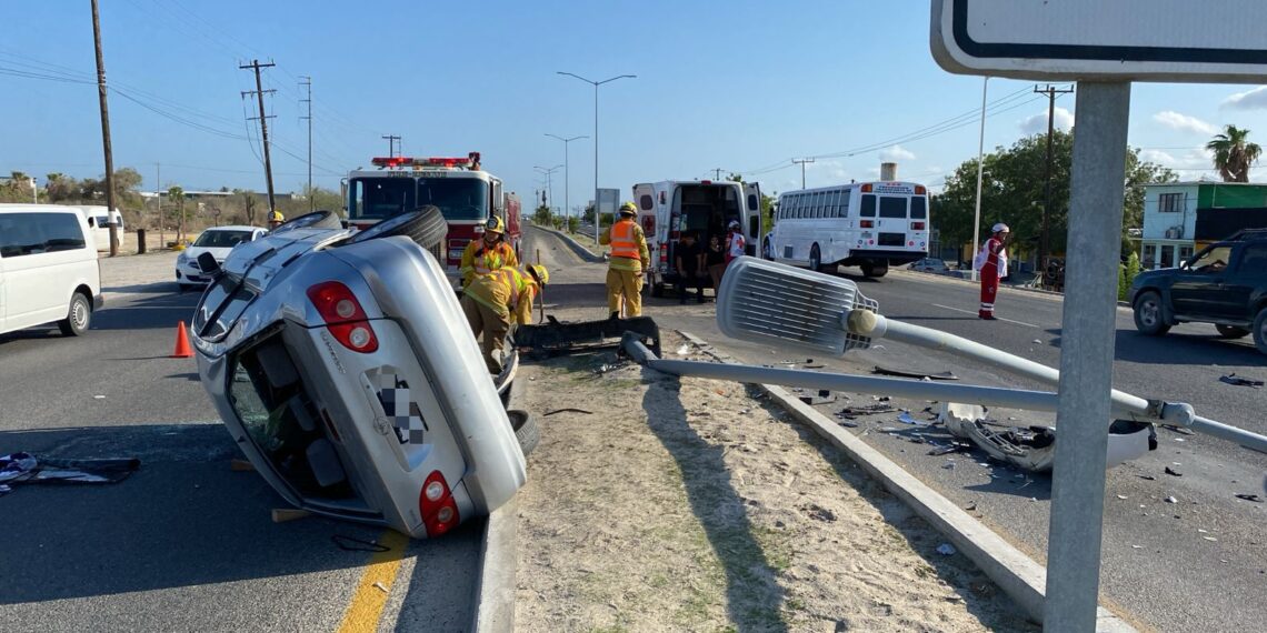 Choque y Volcadura, en Las Veredas