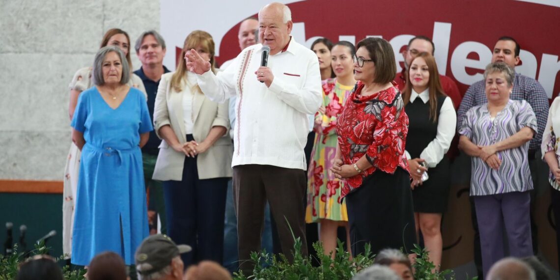 Reconoce Gobernador de BCS a las y los Abuelitos en su Día