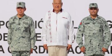 Asiste VMCC a Toma de Protesta del Nuevo Comisionado Estatal de la Guardia Nacional en BCS