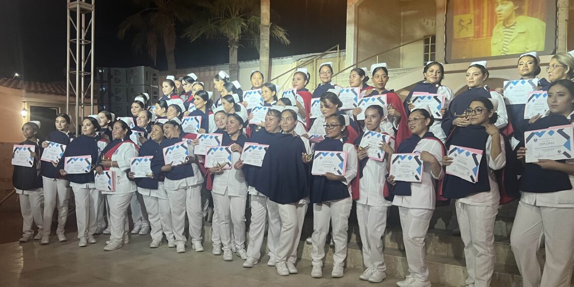 ¡Si se Puedo! ¡Lo Logramos¡:Escuela de Enfermería Instituto Galardones Sin Fronteras Los Cabos, Cambia la Vida a sus Alumnas y Alumnos