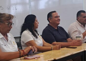 Charla periodística del Secretario General de Gobierno de BCS, Saúl González con la Asociación de Periodistas Unidos de Los Cabos