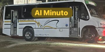 Se da a la fuga, Conductor del Autobús Número 66,  que atropelló a una señora y a su pequeño hijo