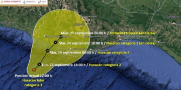 “John”, cobra fuerza en el Pacifico mexicano, podría alcanzar categoría 3; hay Alerta en los Estados de Guerrero y Oaxaca