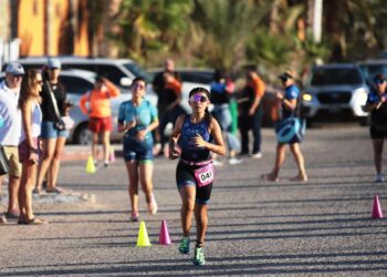 Compiten niñas y niños de Impulso en el Triatlón El Caimancito 2024