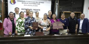 Entrega Gobierno de BCS Paquete Presupuestal 2025 al Congreso del Estado