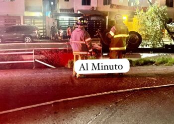 Pipa termina volcada en Canal Pluvial en Cabo San Lucas