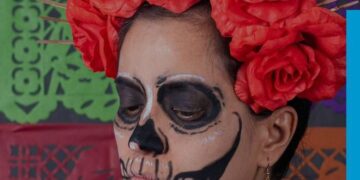 Centro Comunitario La Playa invita al Concurso de Catrinas con Materiales Reciclados