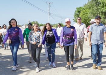 Supervisa Alcaldesa Milena Quiroga avances en la obra del parque de la colonia Ayuntamiento