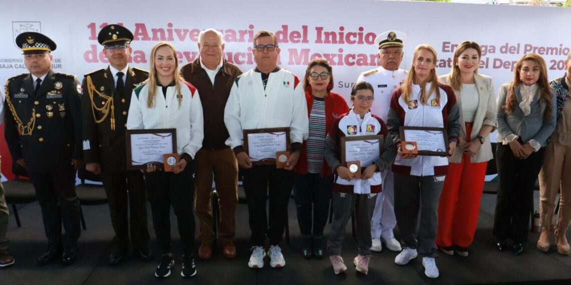 Con Desfile Cívico-Deportivo Gobernador Conmemora el CXIV Aniversario de la Revolución Mexicana
