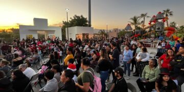 La Playa Centro Comunitario celebra una posada exitosa y cierra el año con 12 programas implementados