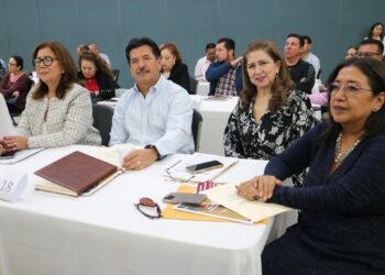Se Reúnen Supervisores y Directores de BCS Para Reanudar Actividades Educativas