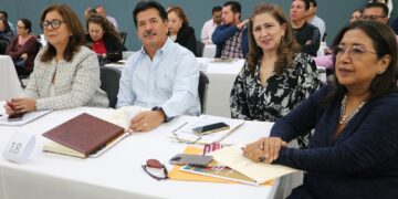 Se Reúnen Supervisores y Directores de BCS Para Reanudar Actividades Educativas