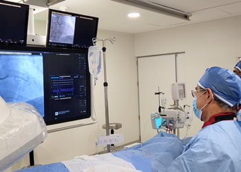 Recibe Hospital Salvatierra Equipo Digital Para Realización de Cateterismos y Cirugías de Corazón