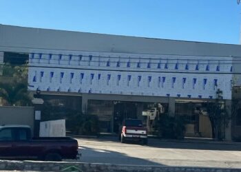 Luego  de 25 años laborando cierra sus actividades Mármoles Jiménez para dar paso a nuevas empresas que confían en Los Cabos