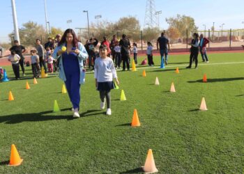 Conviven más de 600 estudiantes y padres de familia en actividad recreativa