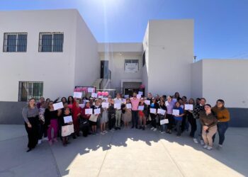 Fomenta el Gobierno del Estado la autonomía financiera de las mujeres de Los Cabos
