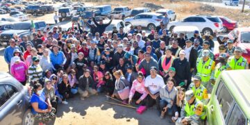 Realizan jornada de limpieza en carretera Cabo San Lucas-Todos Santos