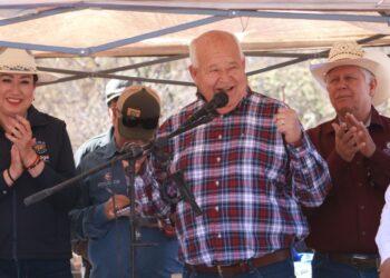 Reitera el gobernador VMCC su compromiso con ganaderos de la Sierra de Guadalupe