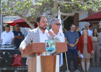 Reconoce alcalde Christian Agúndez esfuerzo y dedicación de las y los maestros