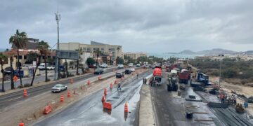 Se habilita segundo carril de circulación para agilizar el tráfico donde se realizan obras de construcción en Fonatur