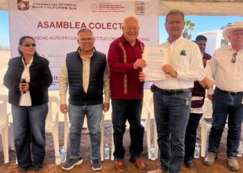 Reitera el gobernador Víctor Castro compromiso con productores pecuarios durante gira de trabajo en Comondú